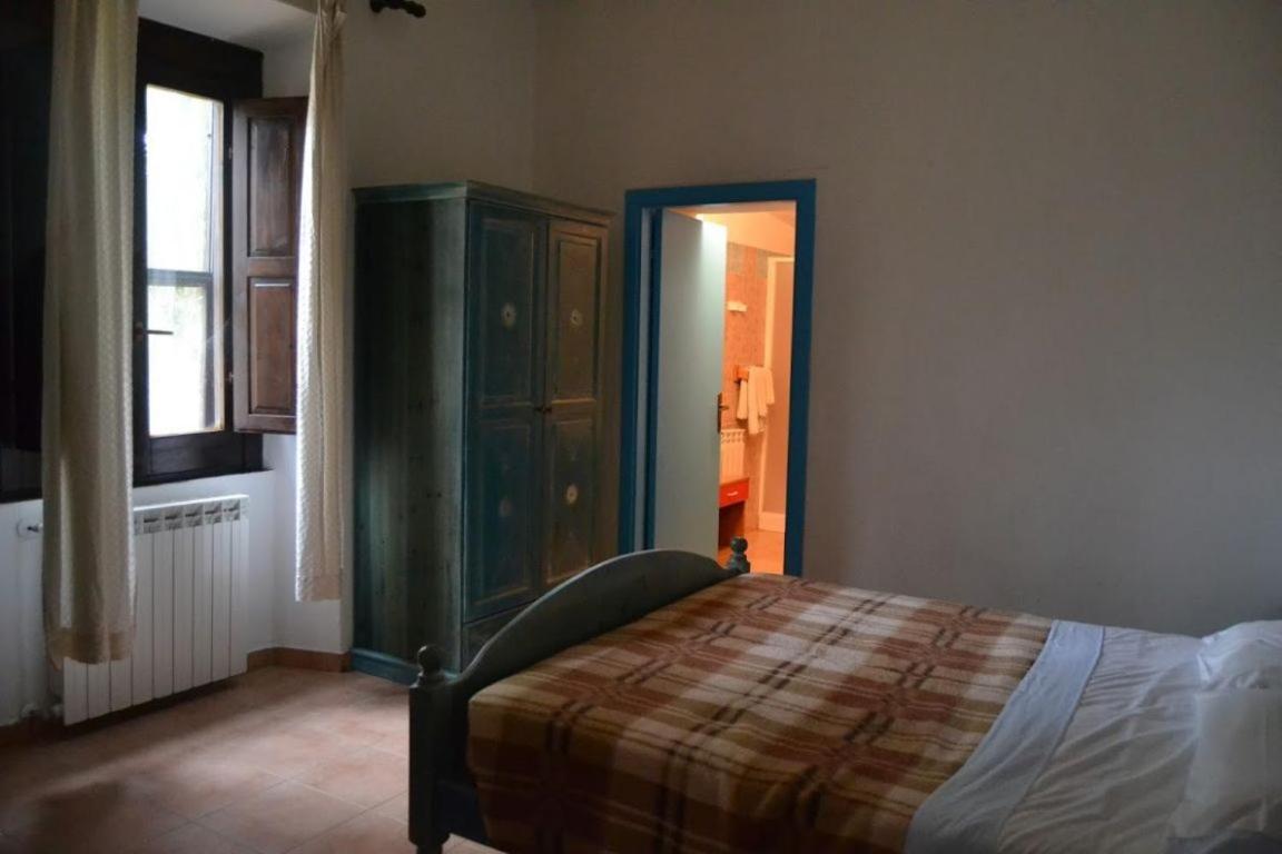 Agriturismo E Antica Fattoria Matteu Bed and Breakfast Teulada Eksteriør billede